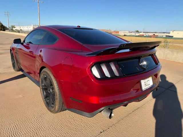 Used 2016 Red Ford GT Premium image 2