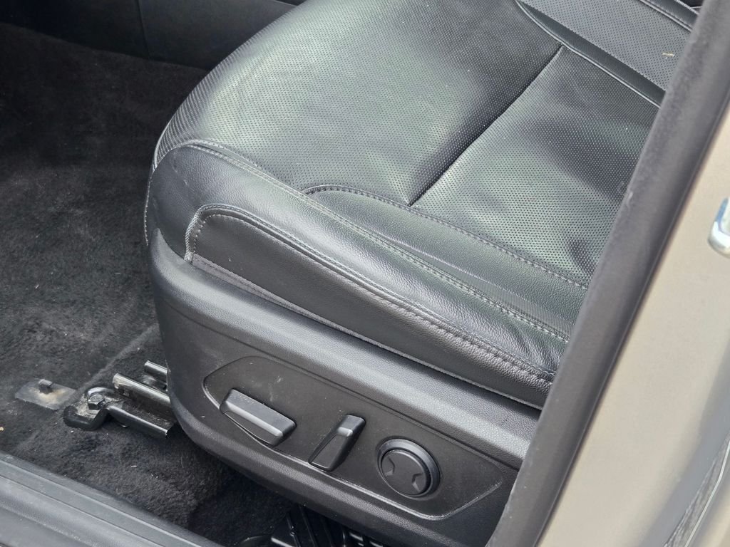 Used 2024 Silver Hyundai Limited image 34