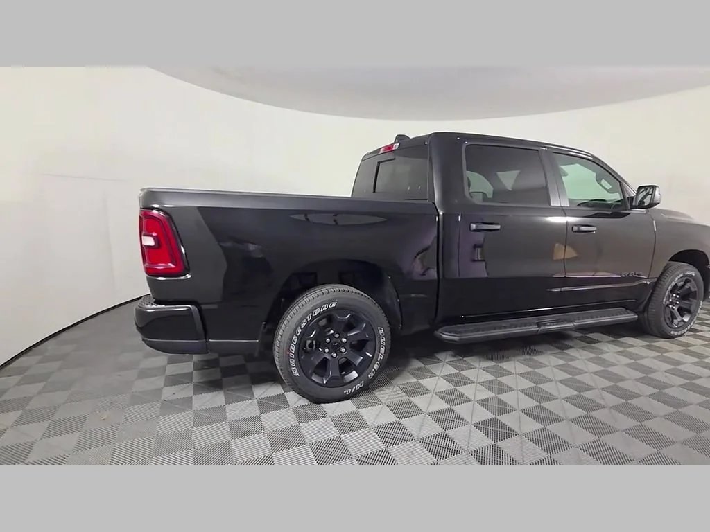 New 2026 Diamond Black Crystal Pearlcoat RAM Express image 26