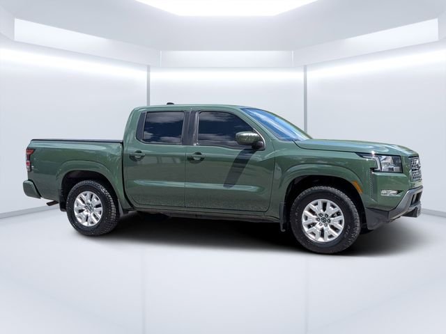 2022 Nissan Frontier SV Crew Cab 4X4 SWB's photo