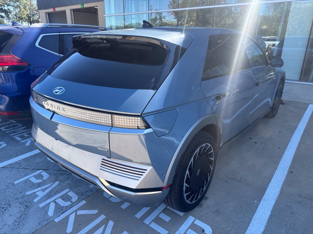 Certified Used 2024 Blue Hyundai Limited image 3
