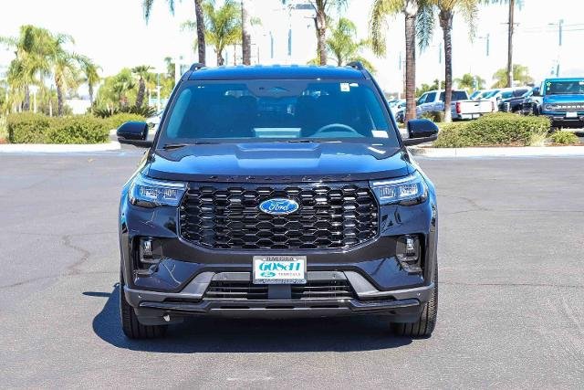 New 2026 Agate Black Metallic Ford ST-Line image 2