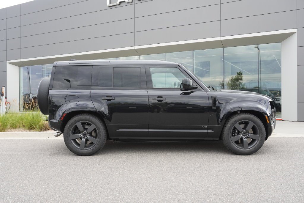 2026 Land Rover Defender V8 - Photo 7