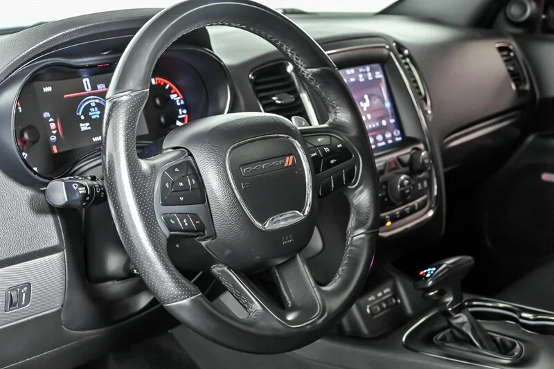 Used 2018 DB Black Crystal Clear Coat Dodge R/T image 21