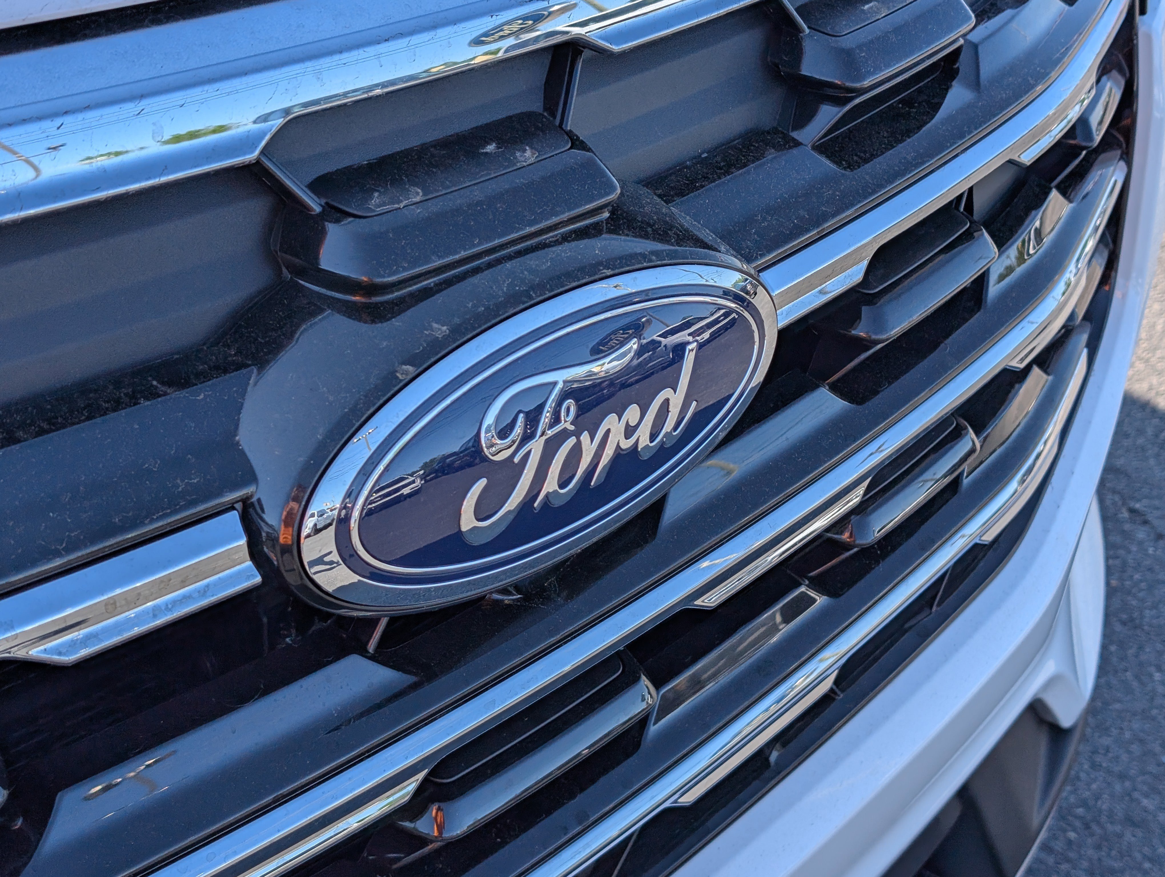 New 2026 Star White Metallic Tri-Coat FORD Active image 6