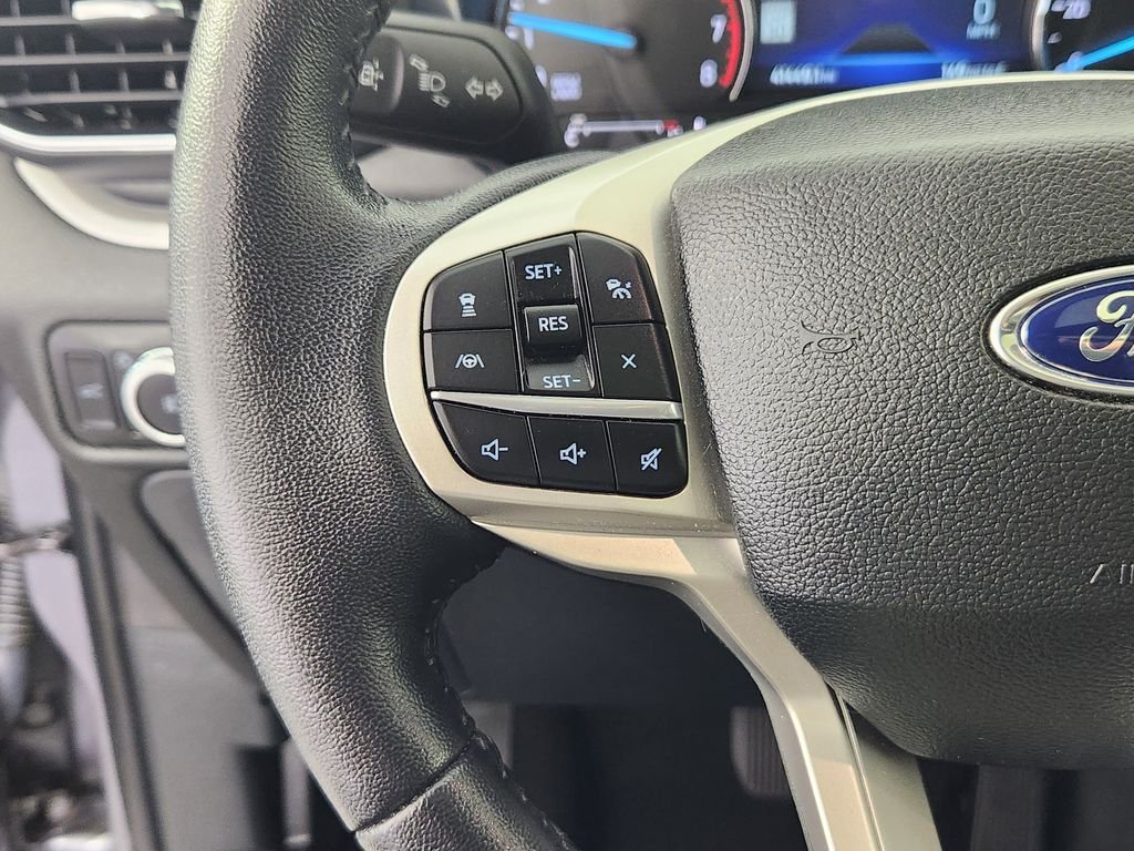 Used 2023 Gray Ford XLT image 22
