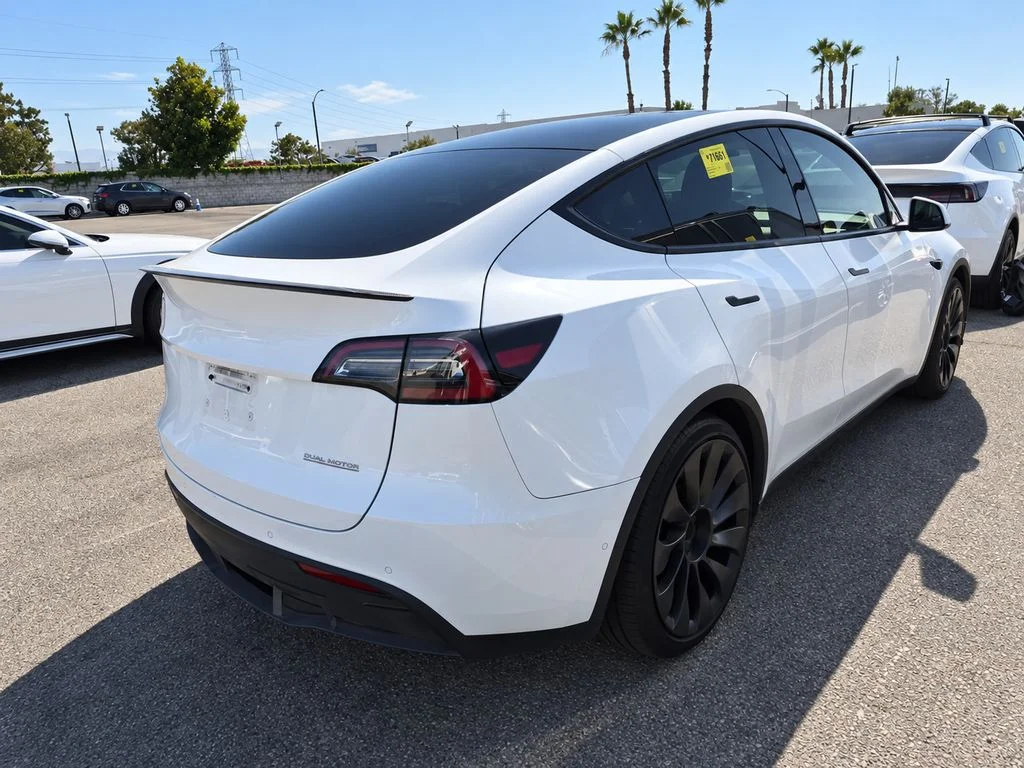 Used 2022 White Tesla Performance image 4