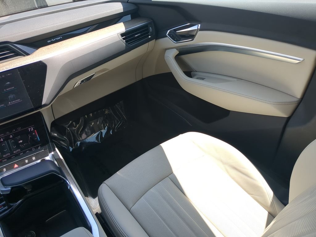 Used 2024 White Audi Premium Plus image 16