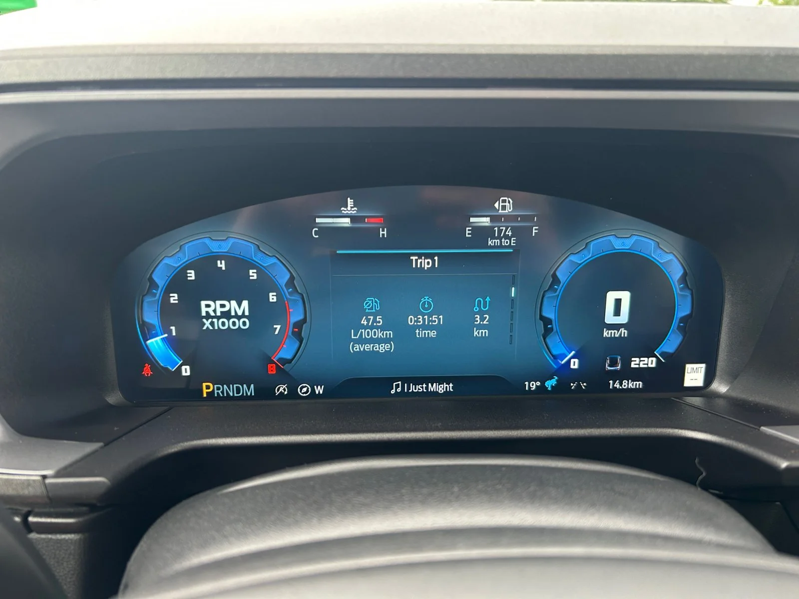 New 2026 Azure Grey Metallic Tri-Coat Ford Badlands image 19