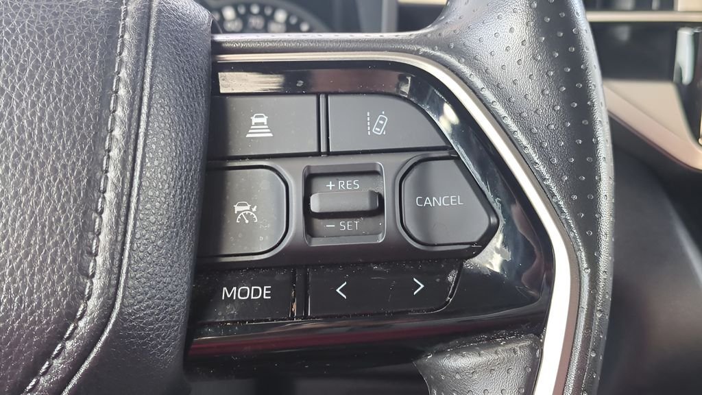 Used 2024 Silver Toyota SR5 image 27