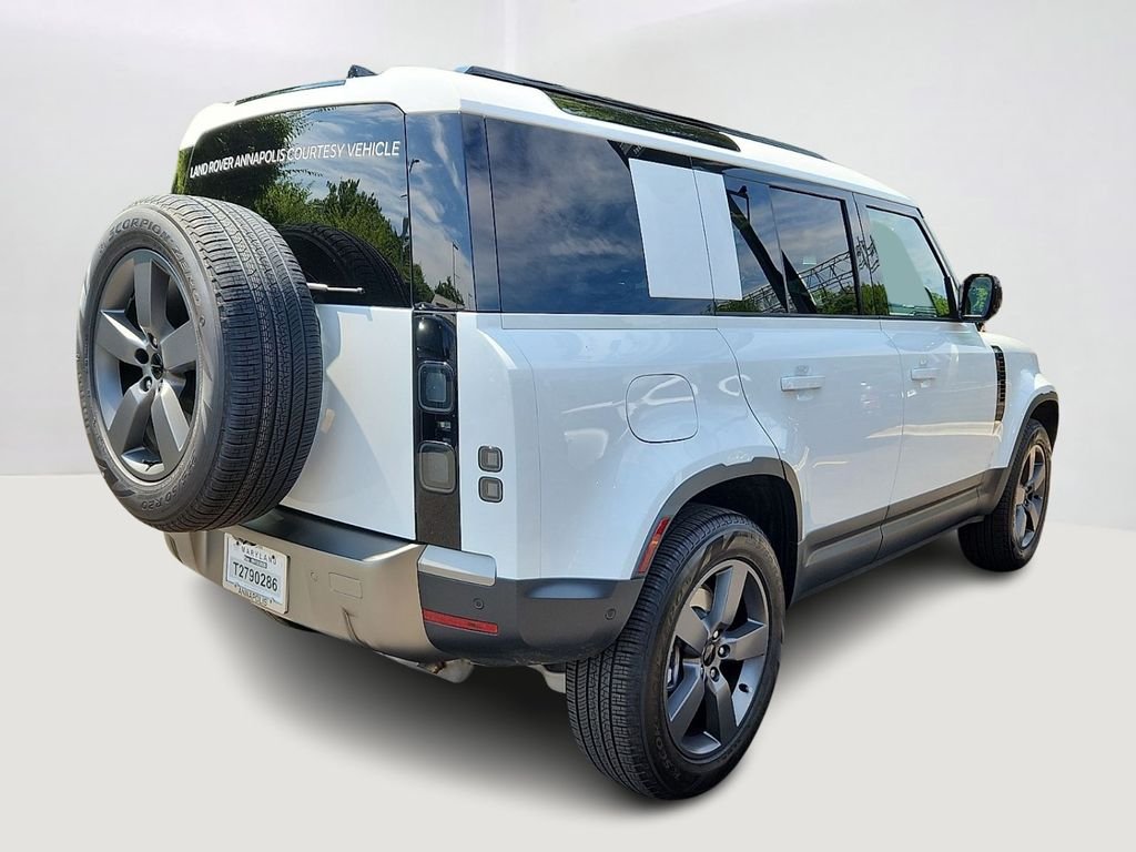 Used 2026 Fuji White Land Rover S image 4