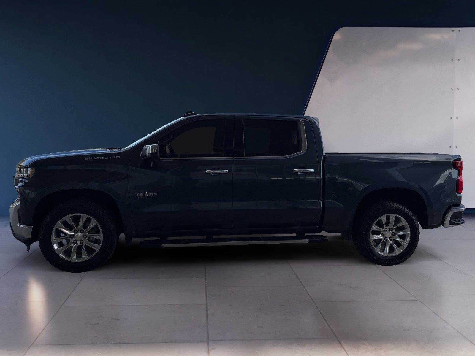 Used 2020 Shadow Gray Metallic Chevrolet LTZ image 2