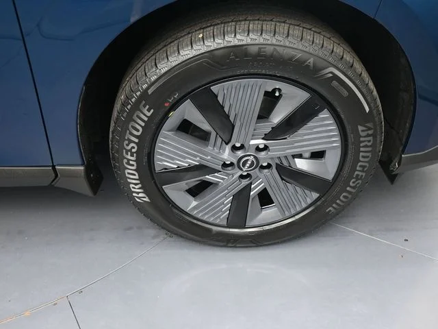 New 2026 Aurora Blue Pearl Metallic Nissan SL image 9