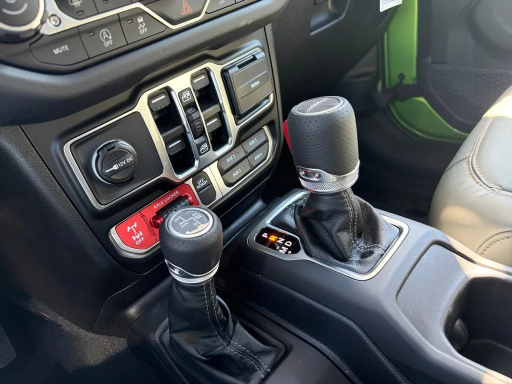 New 2026 Mojito Exterior Paint Jeep Mojave X image 18