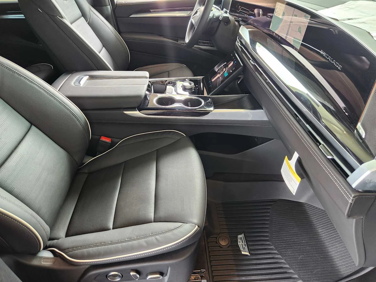 2026 Cadillac Escalade Sport - Photo 9