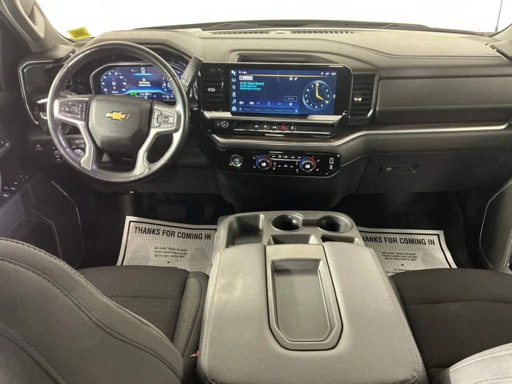 Used 2022 Black Chevrolet LT image 15