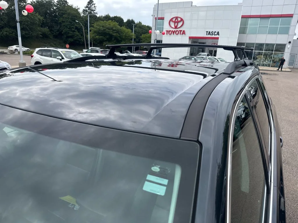 Used 2020 Gray Chevrolet 3LT image 46