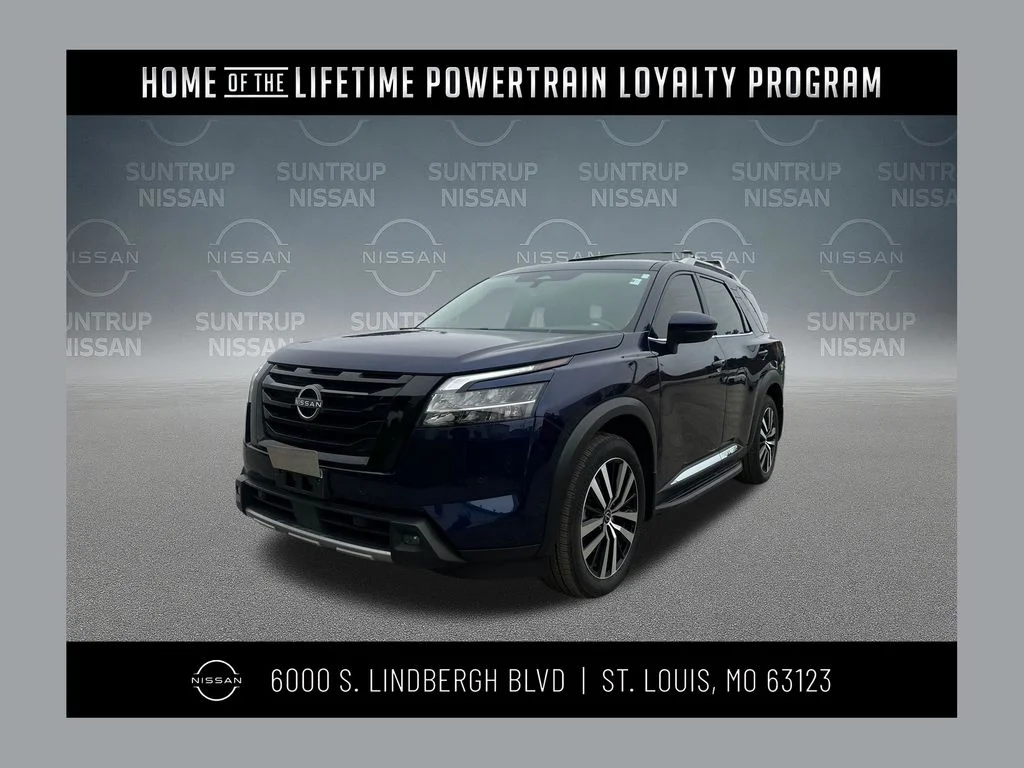 2024 Nissan Pathfinder Platinum 4WD's photo
