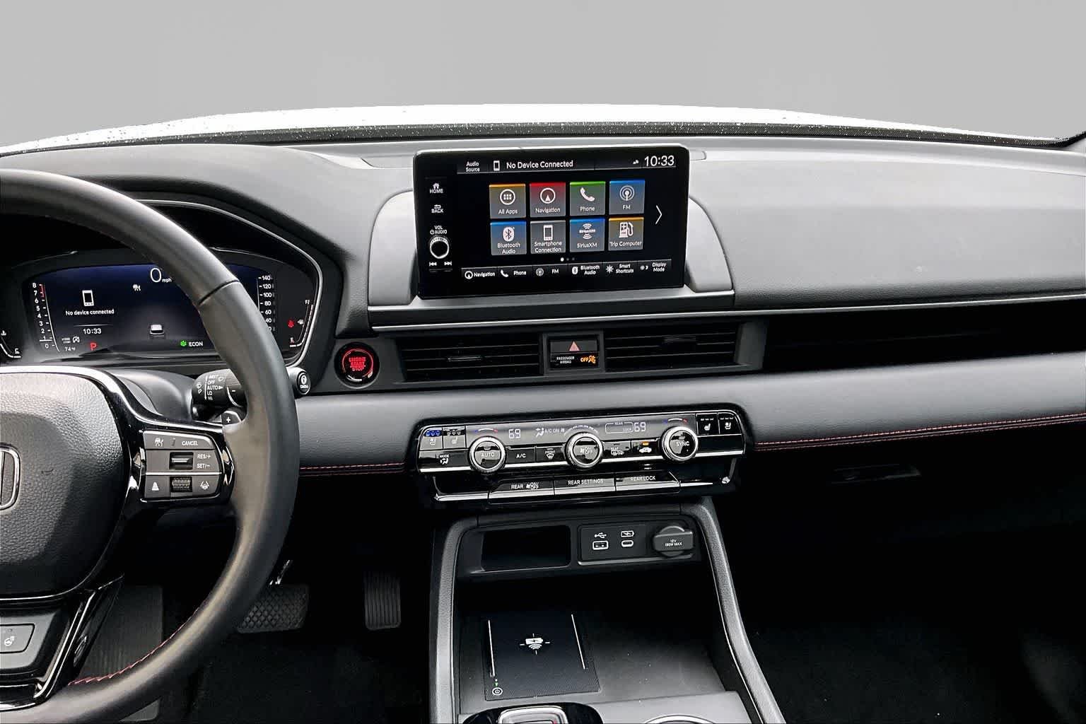 Used 2025 Platinum White Pearl Honda Black Edition image 7