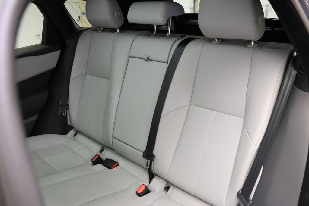 Used 2026 Varesine Blue Metallic Land Rover Dynamic SE image 34