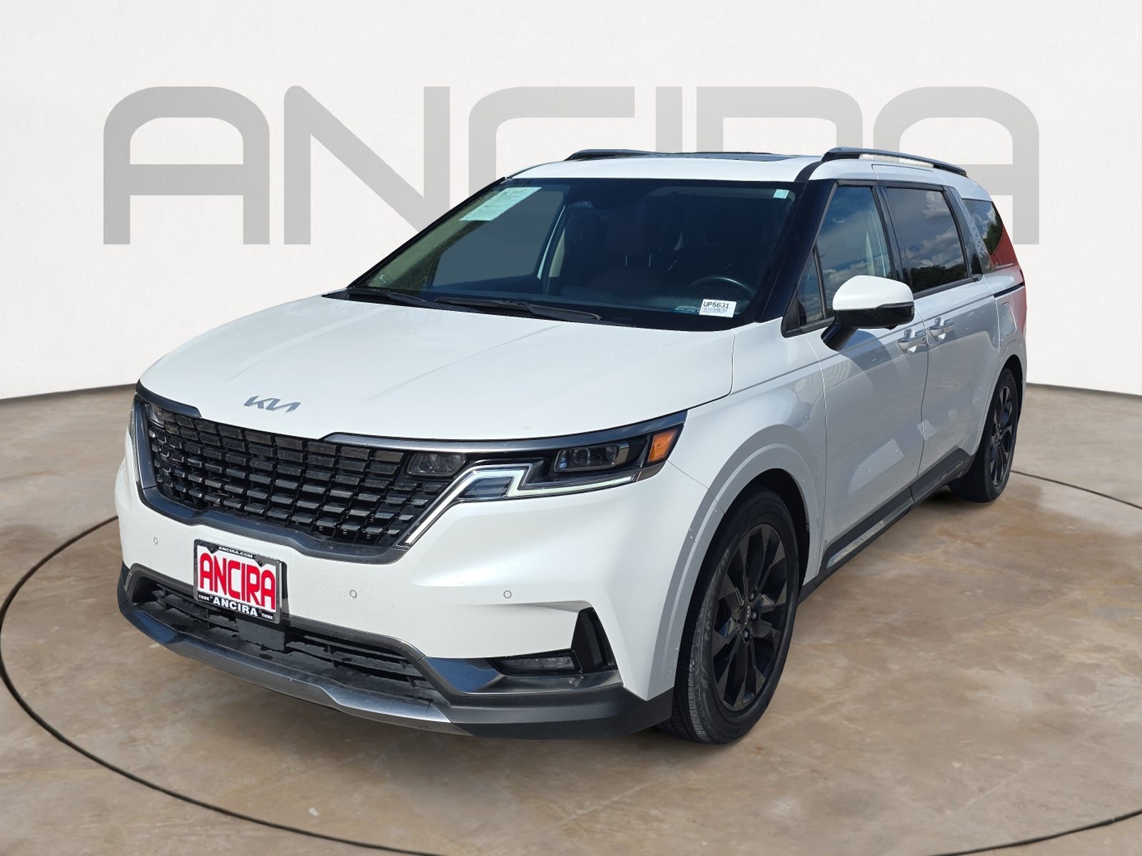 Certified Used 2024 Snow White Pearl Kia SX Prestige image 4