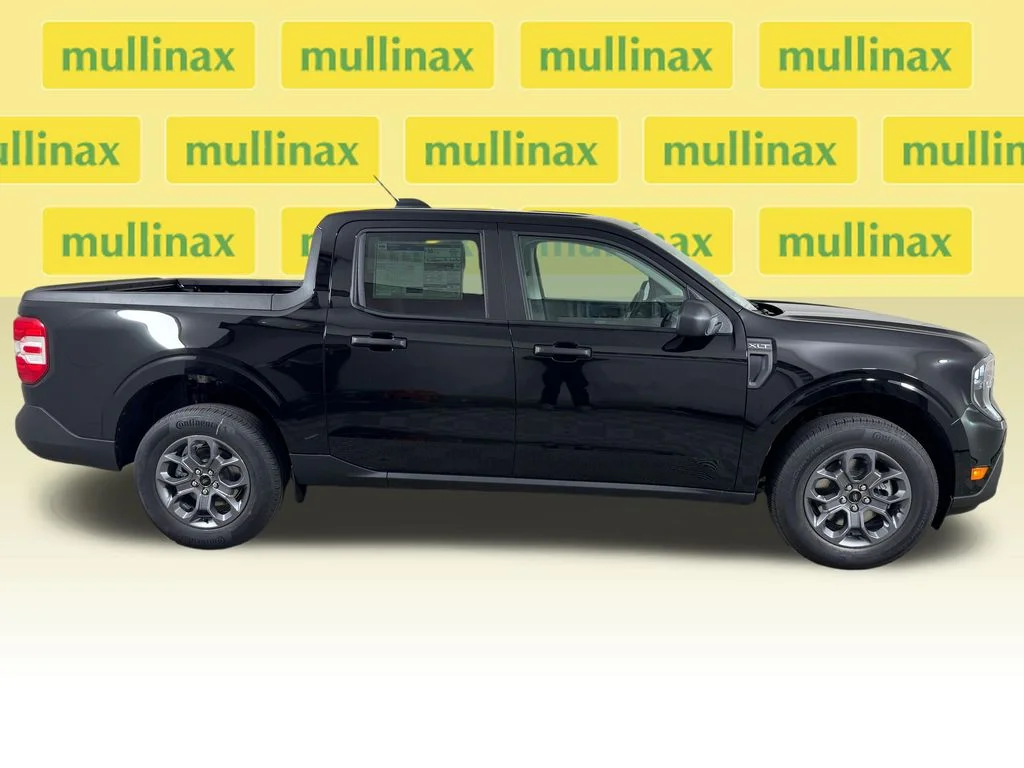 New 2026 Black Ford XLT image 19