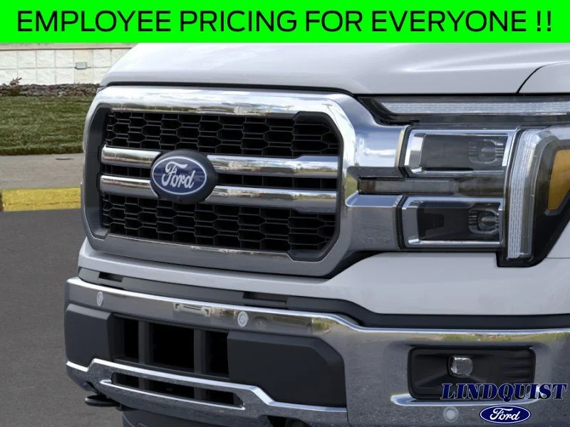 New 2026 Oxford White Ford Lariat® image 17