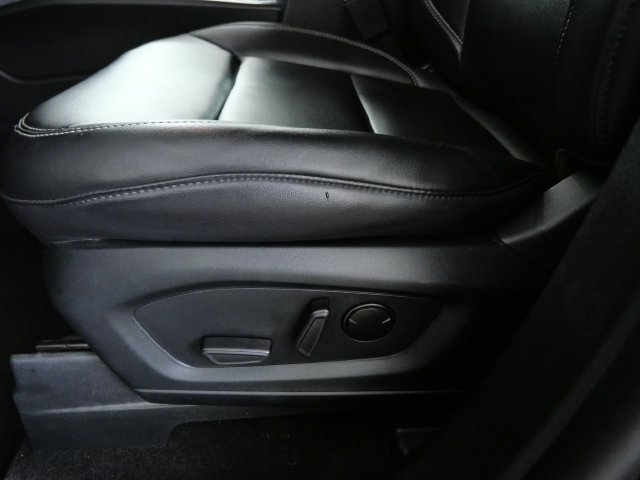 Used 2023 Black Ford XLT image 18