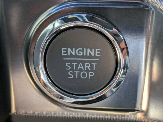 New 2026 Avalanche Ford Lariat® image 29