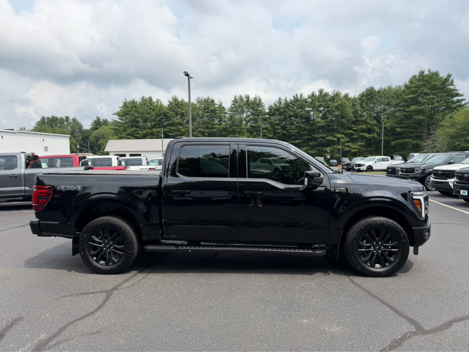 Used 2025 Agate Black Metallic Ford LARIAT image 6