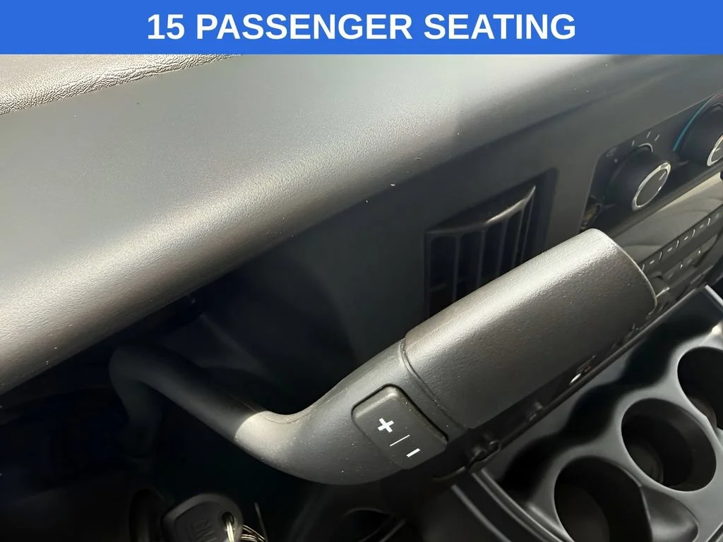 Used 2025 Summit White Chevrolet 1LT image 18