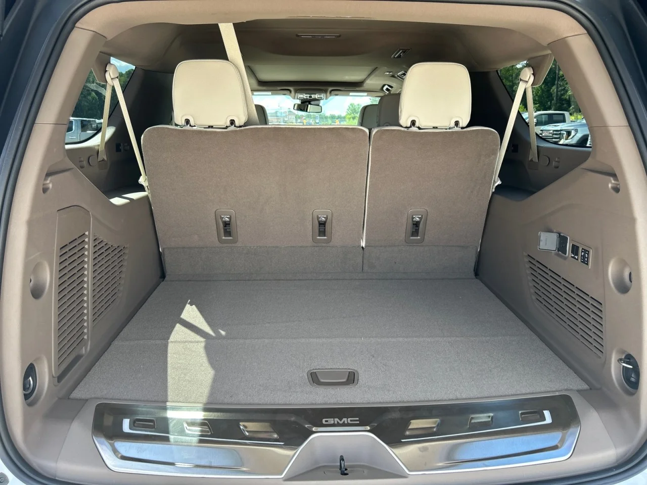 New 2026 Glacier White Tricoat GMC Denali image 7