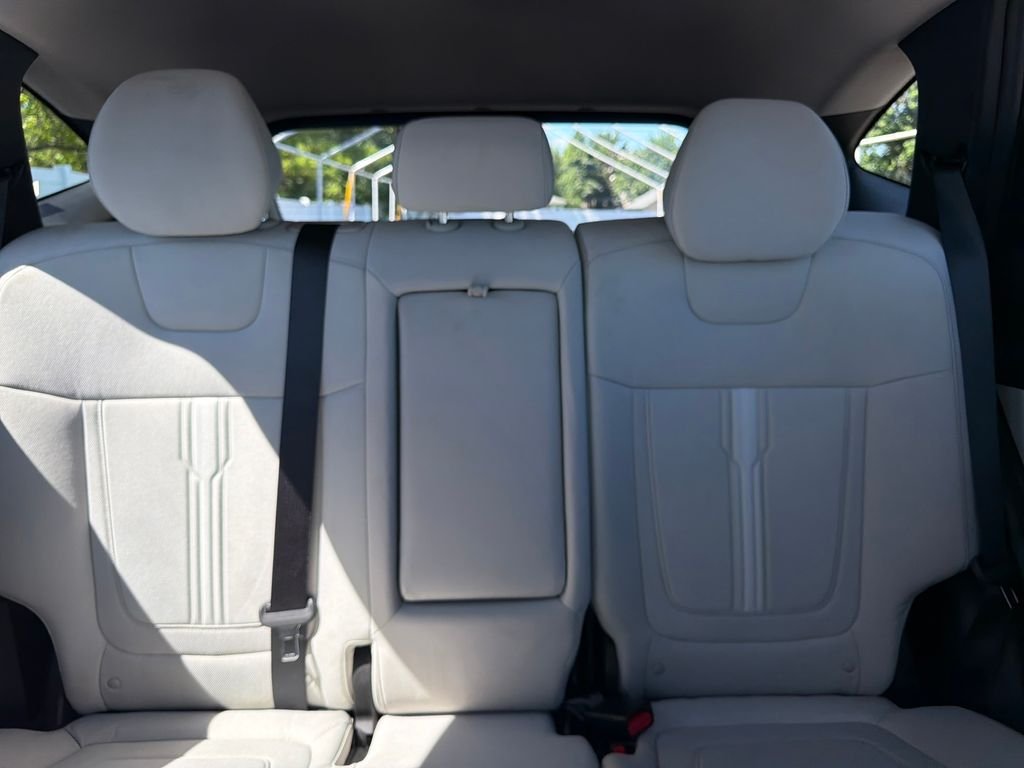 Used 2025 Ecotronic Gray Hyundai SEL image 35
