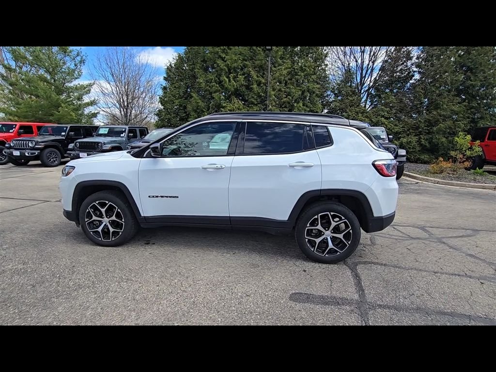 Certified Used 2024 White Jeep Limited image 5