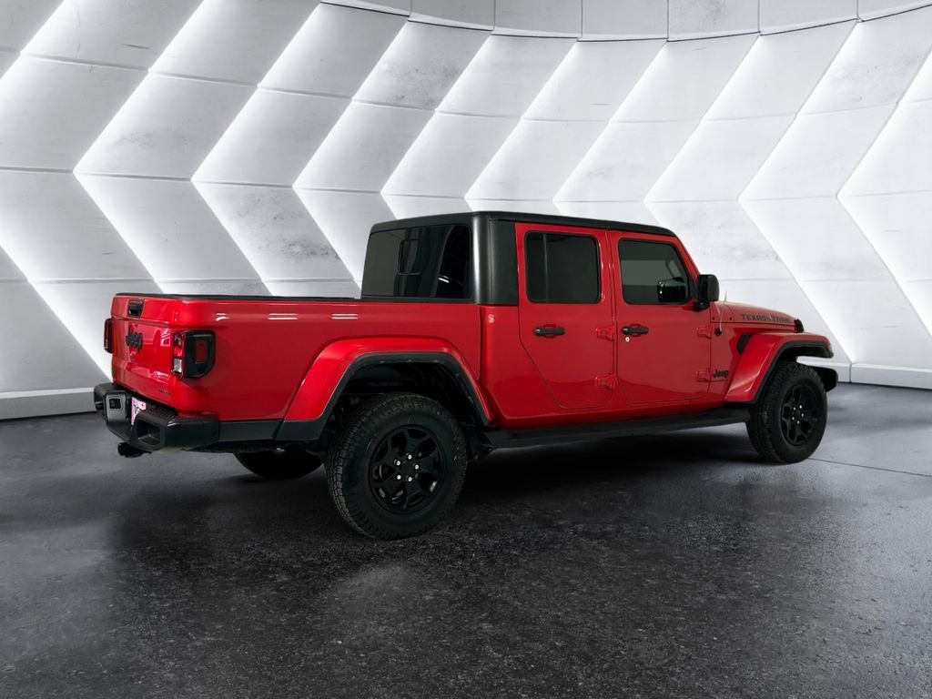 Used 2023 Red Jeep Texas Trail image 4