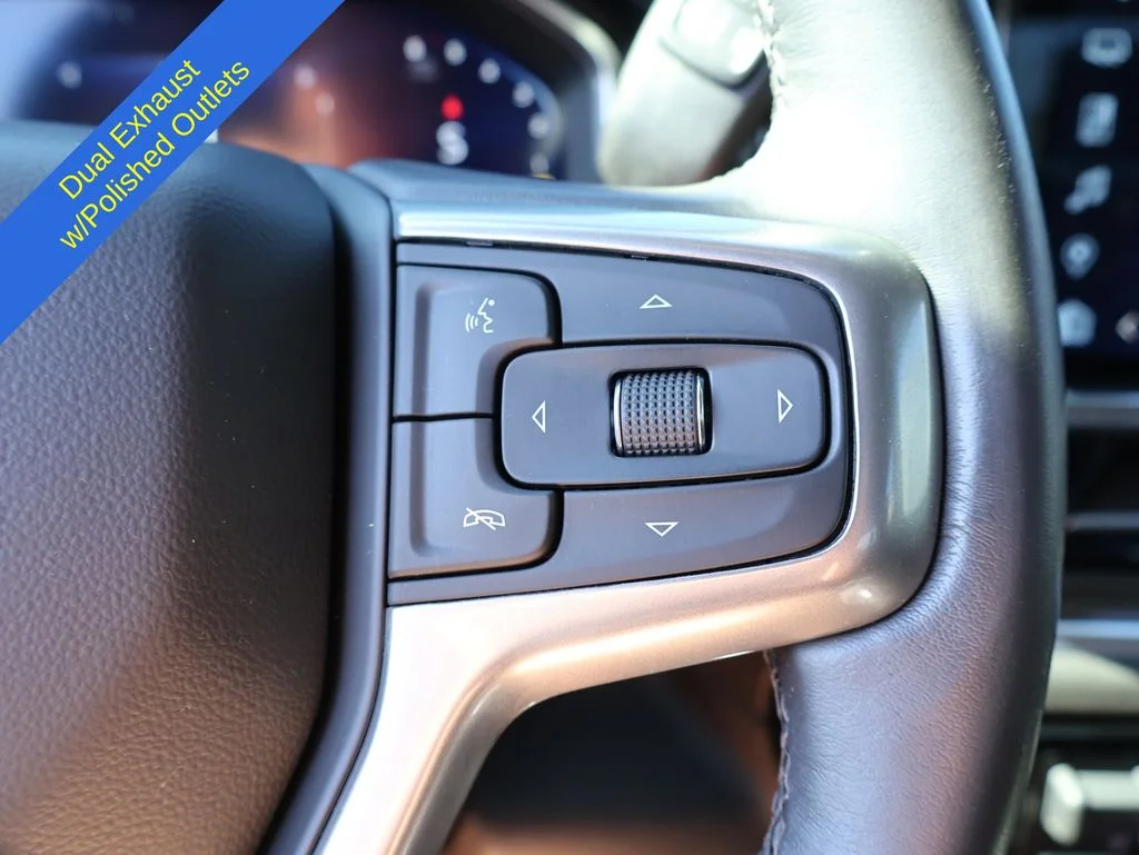 Used 2022 Cherry Red Tintcoat Chevrolet RST image 27