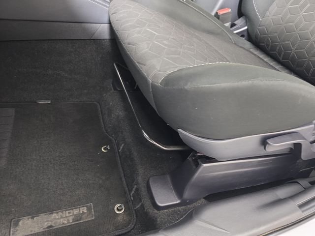 Used 2024  Mitsubishi 2.0 ES image 25