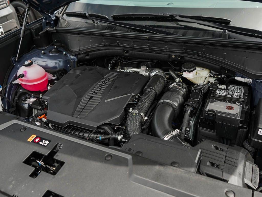 New 2026 Atlantis Blue Hyundai Limited 6P AWD image 7