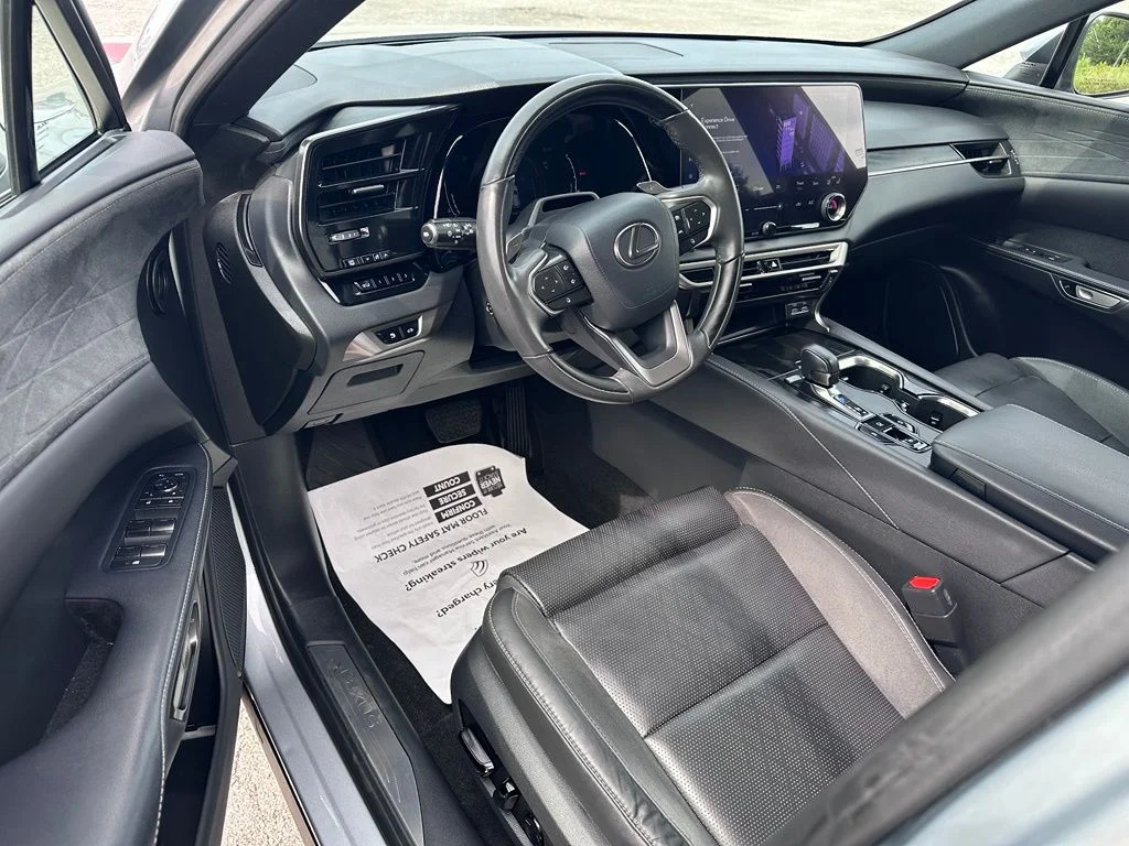 2023 Lexus RX 350 - Photo 12