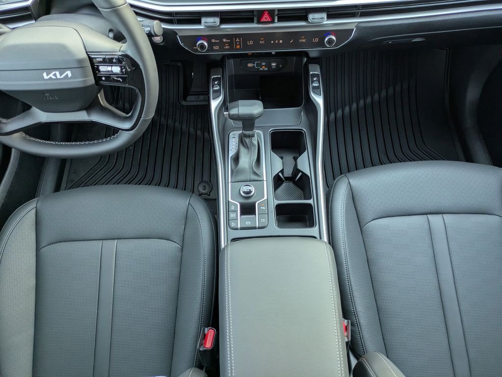 New 2026 Ivory Silver Kia EX image 19