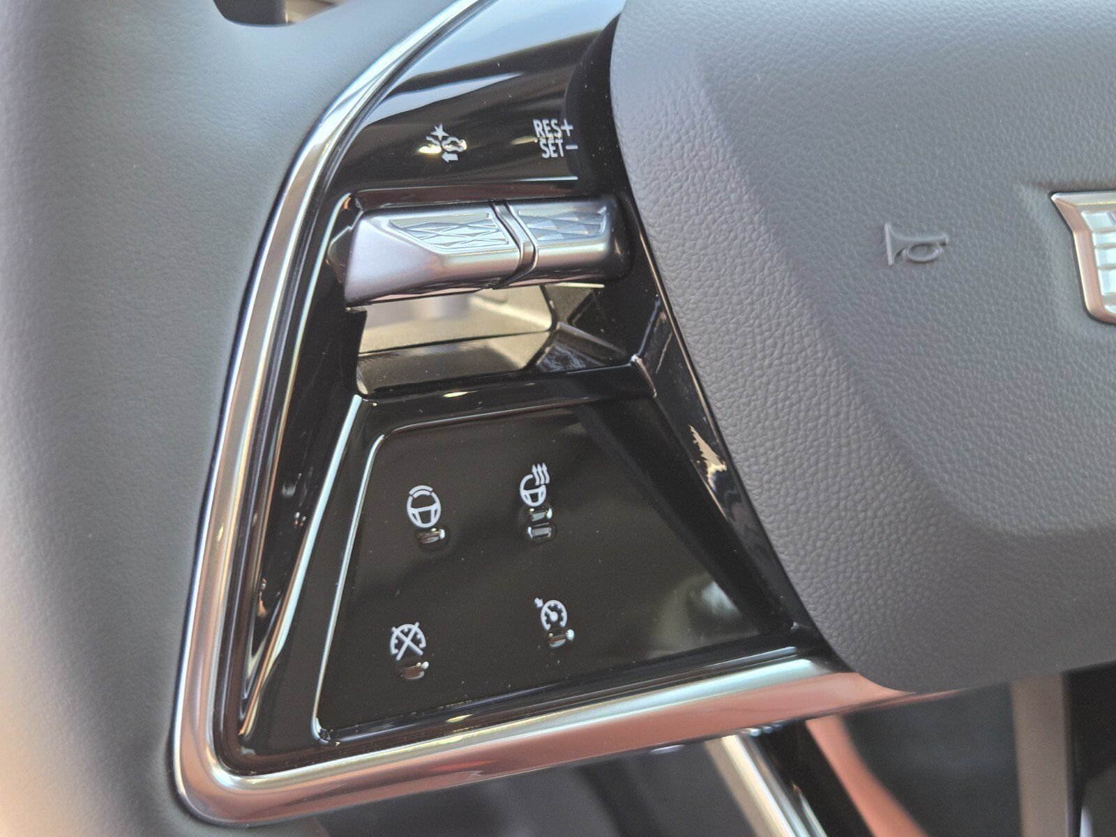 2026 Cadillac OPTIQ Premium Sport - Photo 21