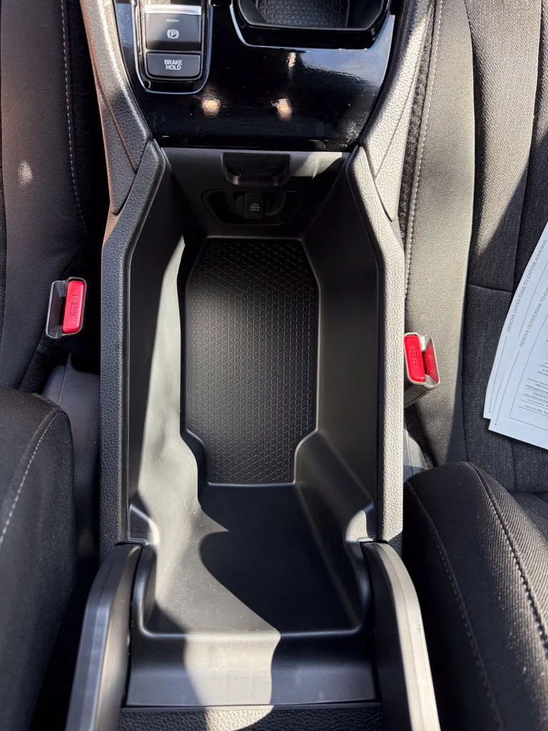 Used 2024  Honda Sport image 21
