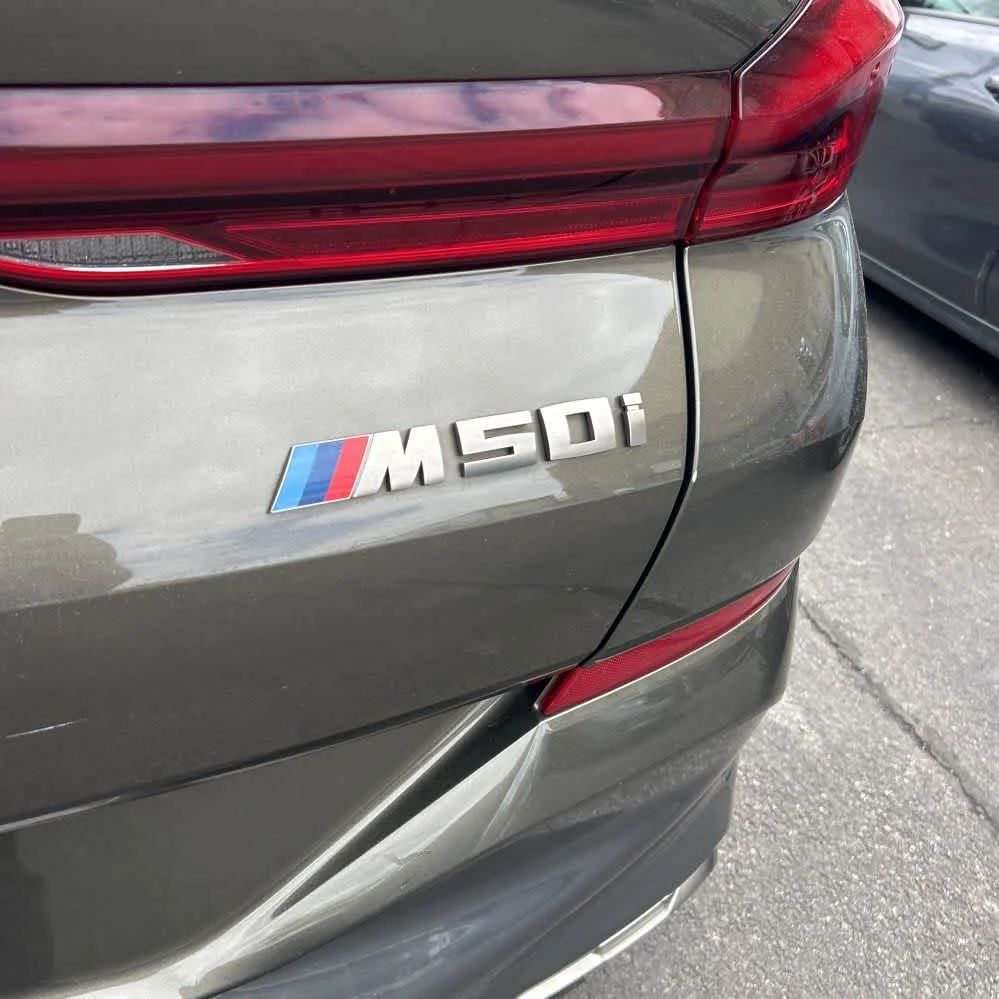 Used 2020 Manhattan Green Metallic BMW M50i image 9