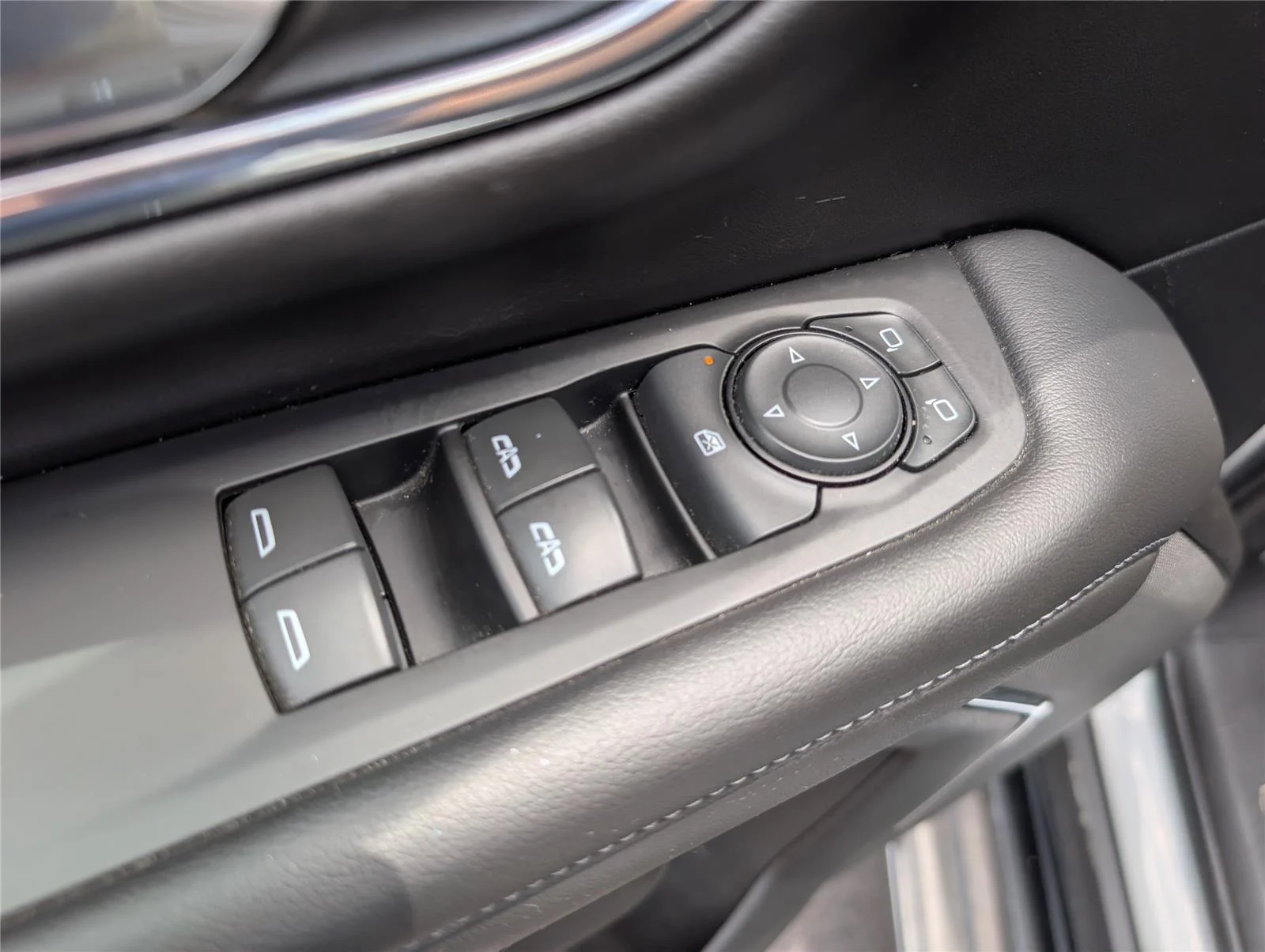 Used 2023 Summit White Chevrolet LS image 19