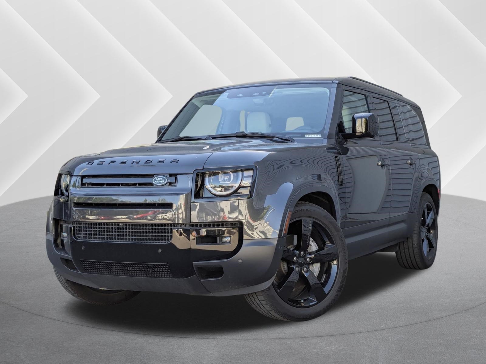 Used 2026 Carpathian Gray Premium Metallic Land Rover 130 P300 S image 1