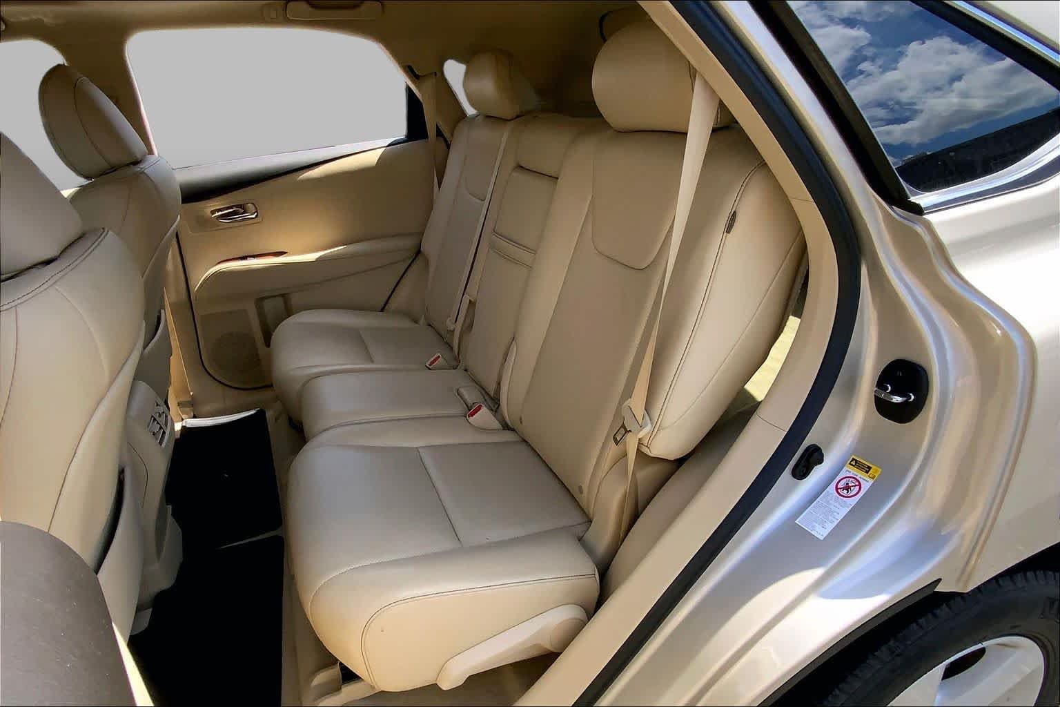Used 2015 Satin Cashmere Metallic Lexus  image 21