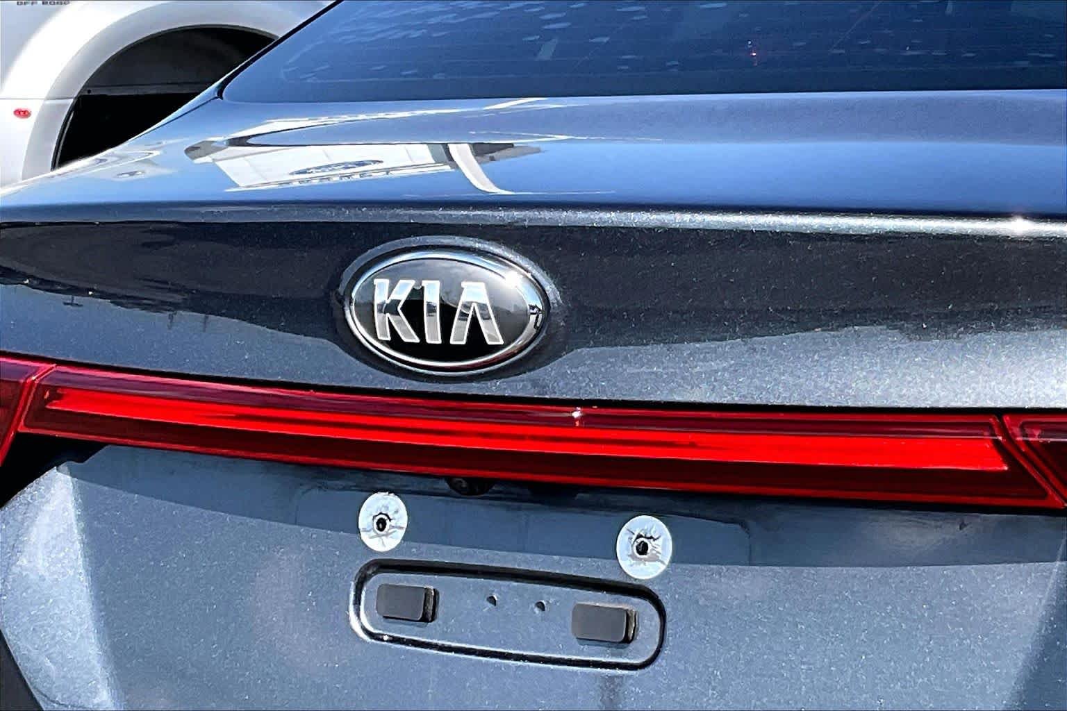 Used 2019 Gravity Gray Kia LXS image 27