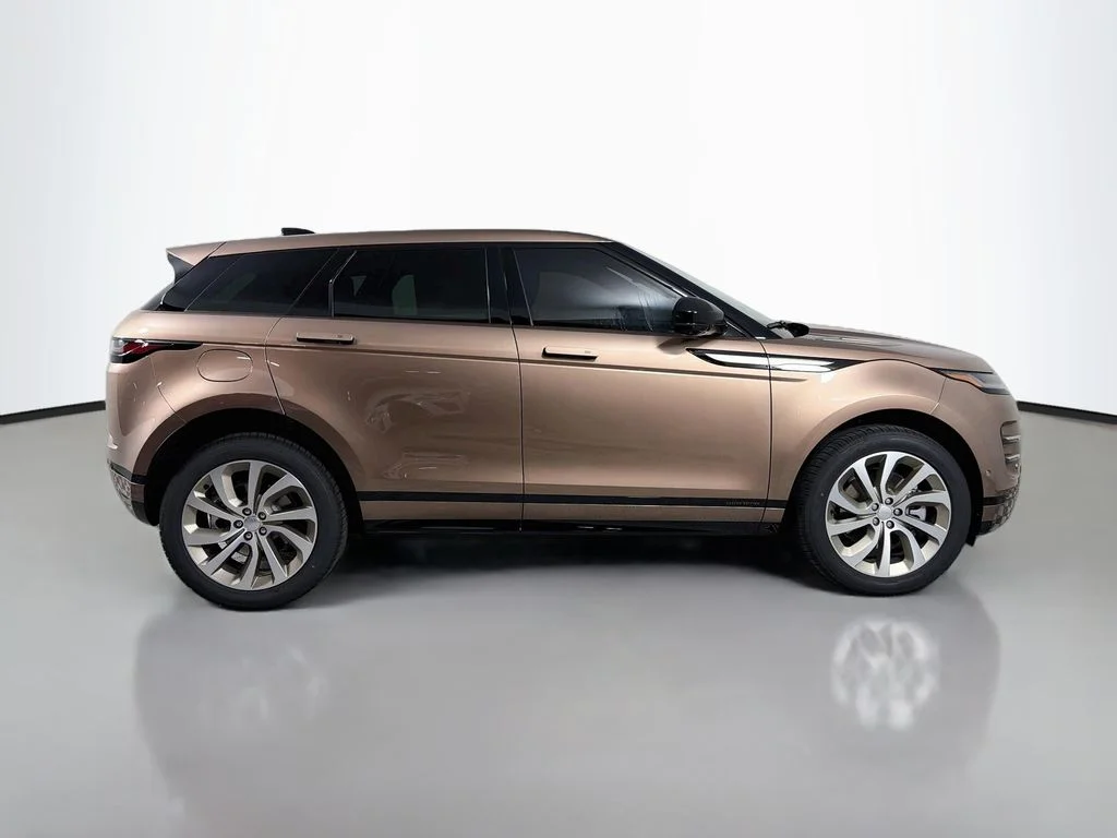 New 2026 Corinthian Bronze Land Rover Hoxton Edition image 4