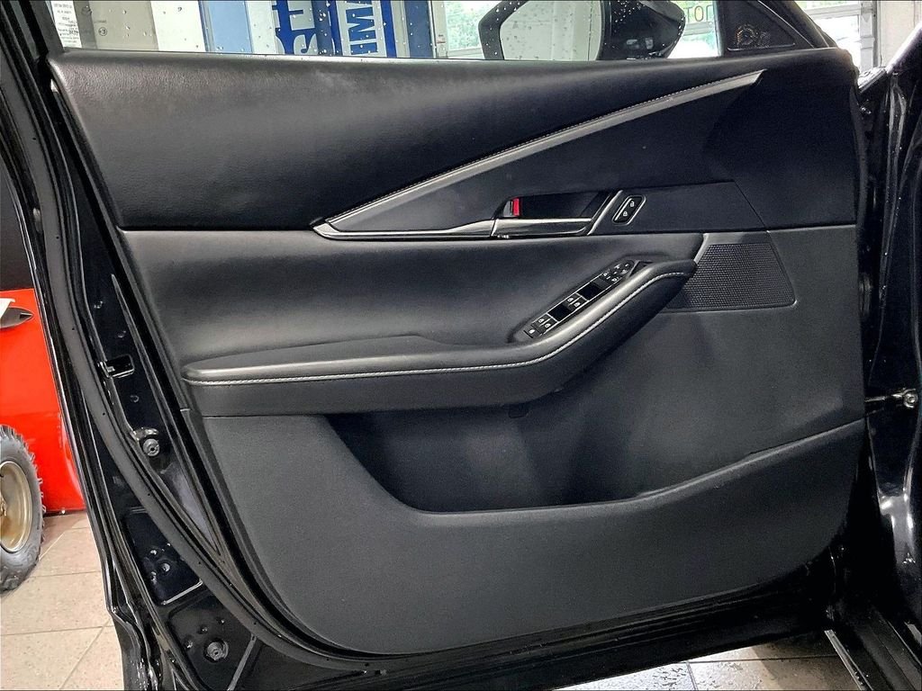 Used 2025 Jet Black Mica Mazda 2.5 S Preferred Package image 9