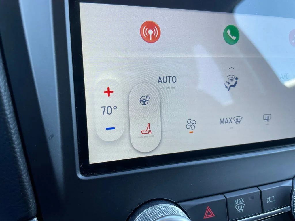 2022 Ford Edge SEL - Photo 17
